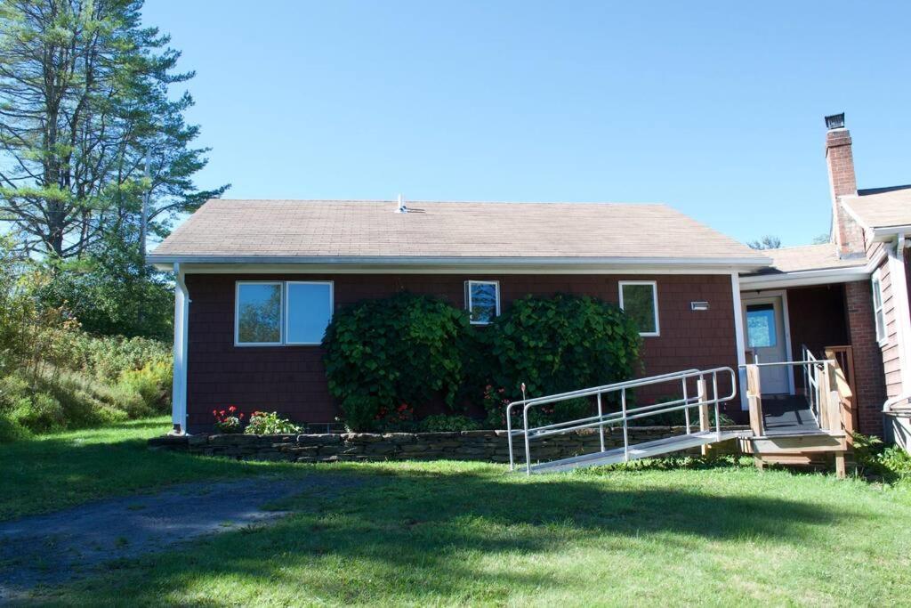 Spacious Country Retreat Close To Town And Nature, Sylvana Farm Vt Montpelier Exterior photo