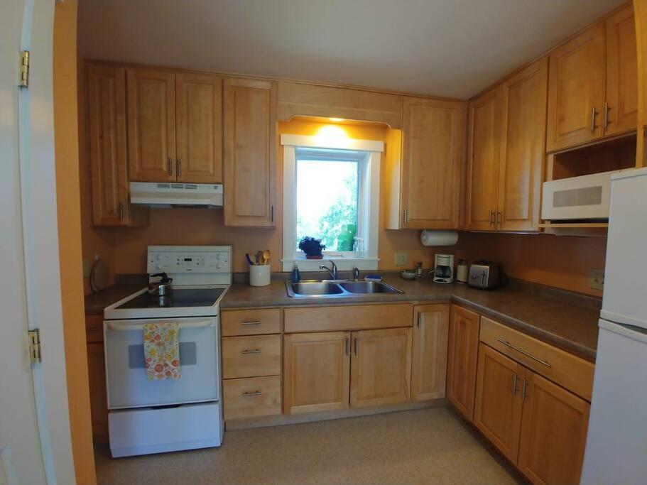 Spacious Country Retreat Close To Town And Nature, Sylvana Farm Vt Montpelier Exterior photo